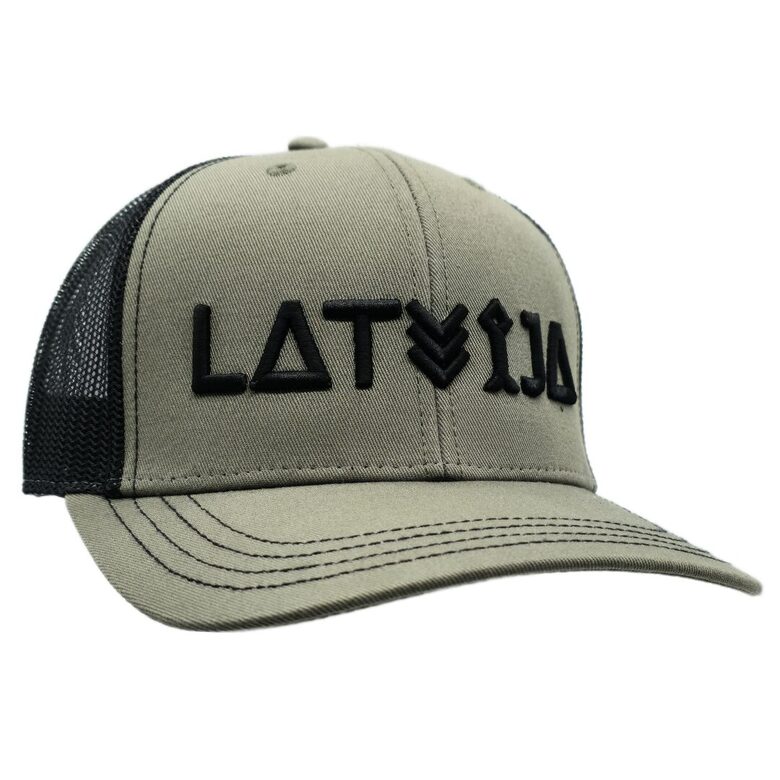 LATVIJA - ar sietu, cietu priekšu 